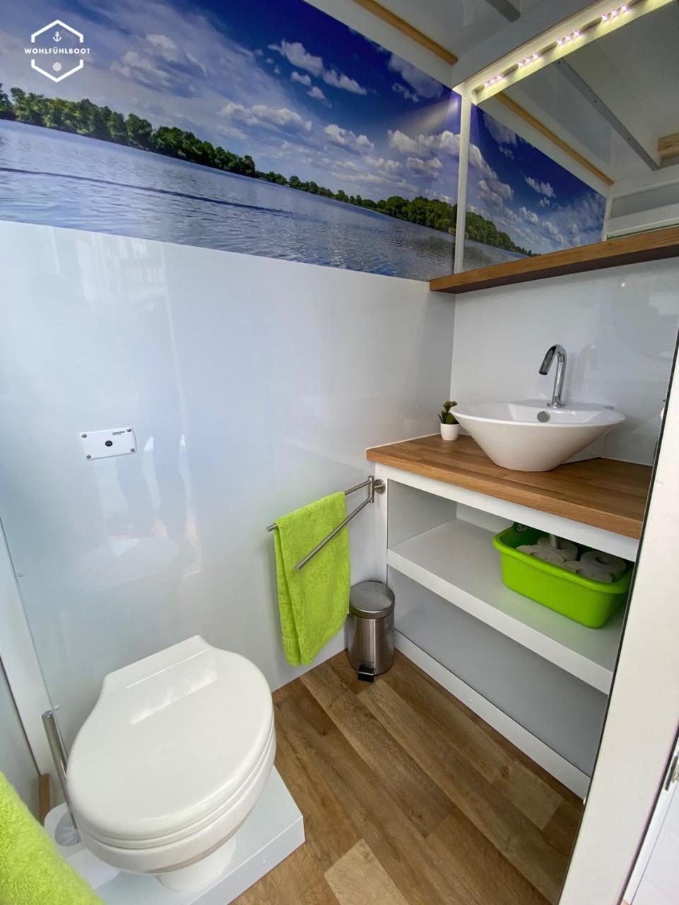 Wohlfuehlboot Hausboot - Festlieger Im Hafen Bad Saarow - Wc An Bord, Dusche An Land Hotel Buitenkant foto